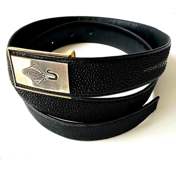 Stingray Skin Black Textured Belt with Gold & Silver Buckle 34”
Unisex main image 7